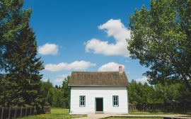 Découvrez 3 raisons d'investir dans des menuiseries haut de gamme à Fréjus