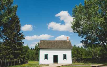 Découvrez 3 raisons d'investir dans des menuiseries haut de gamme à Fréjus